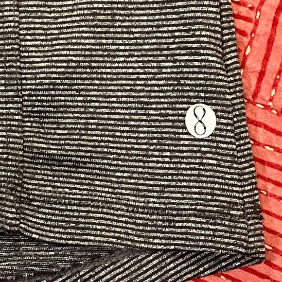 Layer 8 women’s size medium fitness exercise shirt Heather gray - Picture 10 of 13